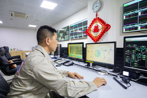 我國(guó)首個(gè)“雙頻5G+工業(yè)互聯(lián)網(wǎng)”智能煉廠全面建成投用，中海油引領(lǐng)能源行業(yè)數(shù)字化轉(zhuǎn)型新篇章